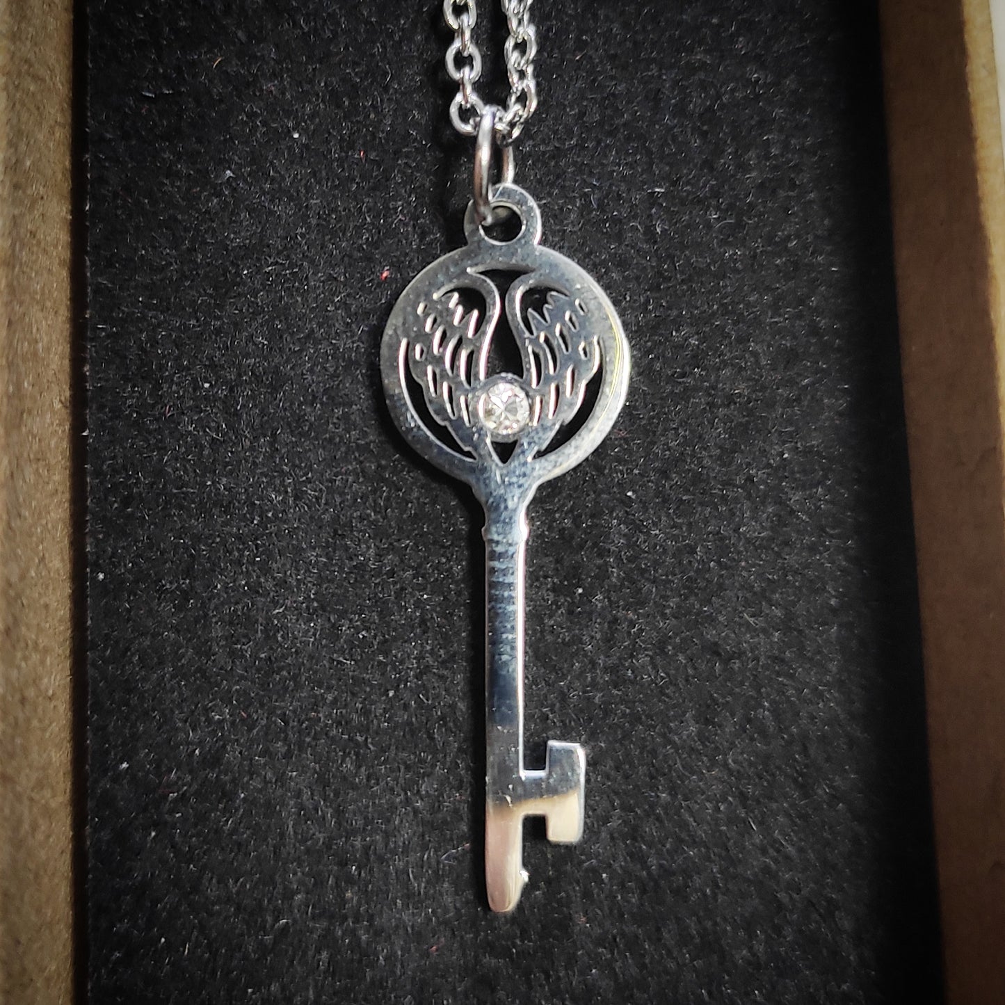 Collier "La Clé du Bonheur" – Élégance & Spiritualité